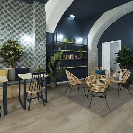 The House Baixa ホステル *