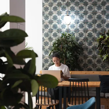 The House Baixa Hostel