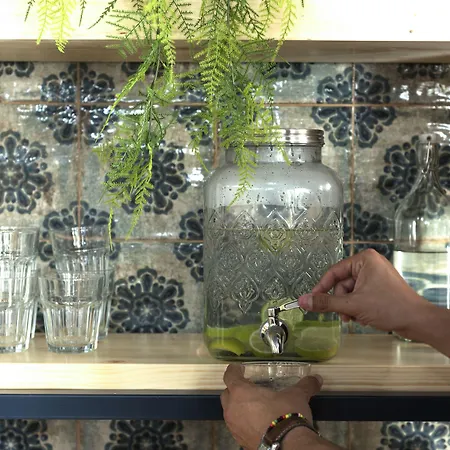 The House Baixa Hostel *