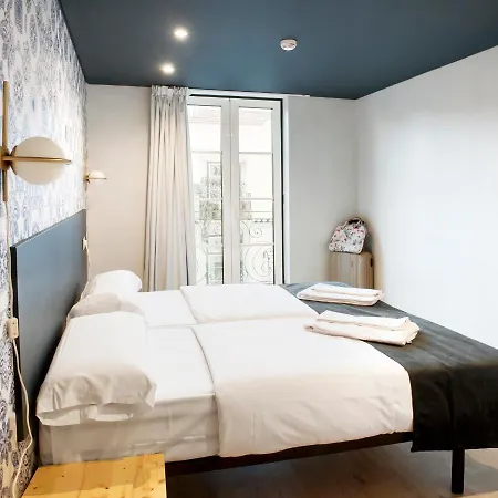 The House Baixa Hostel